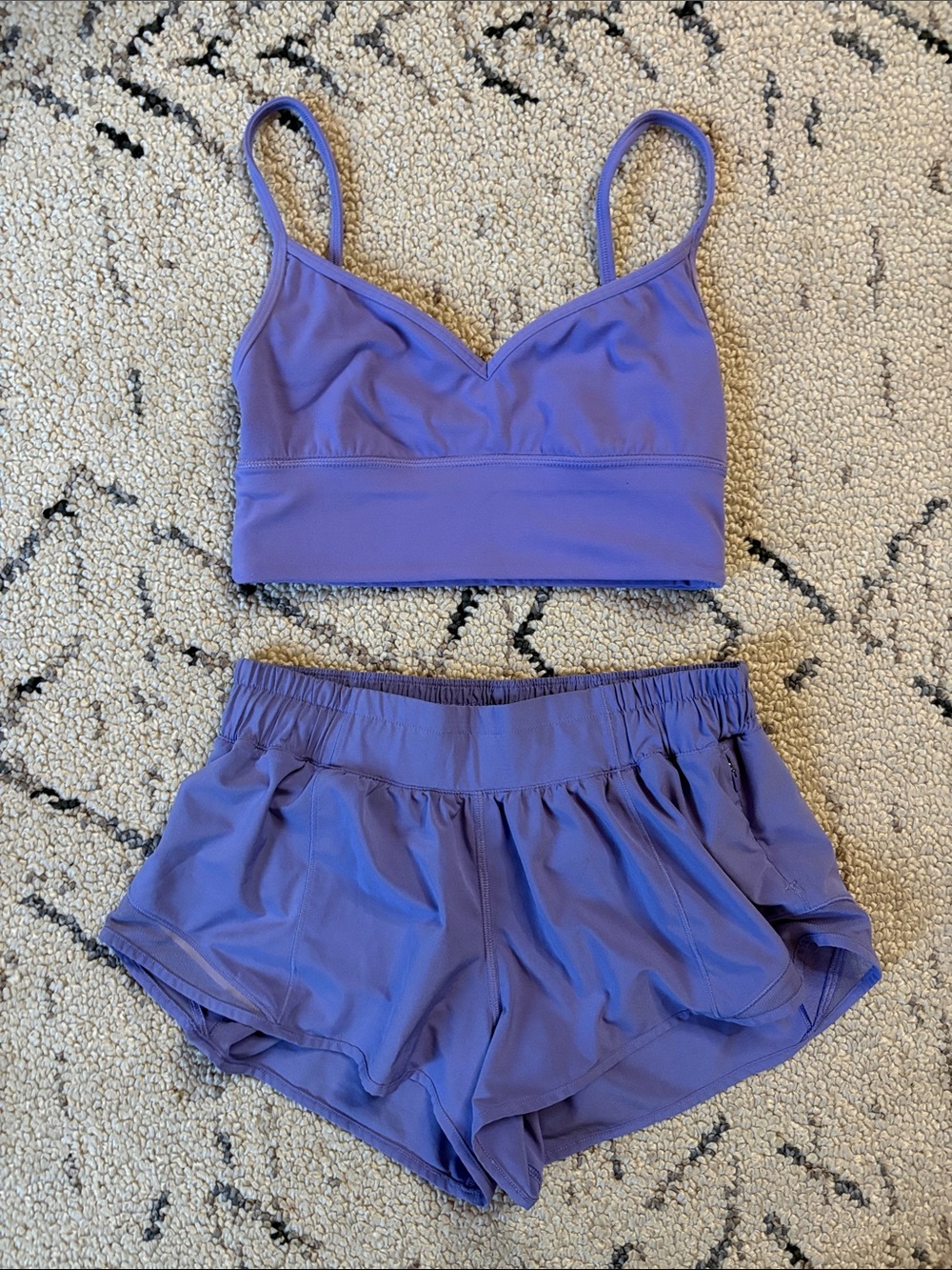 Lululemon set sz 4/6 EUC purple